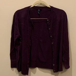 Gap sweater